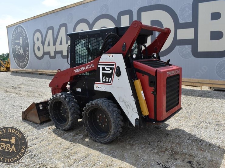 2017-takeuchi-ts50v-image-8