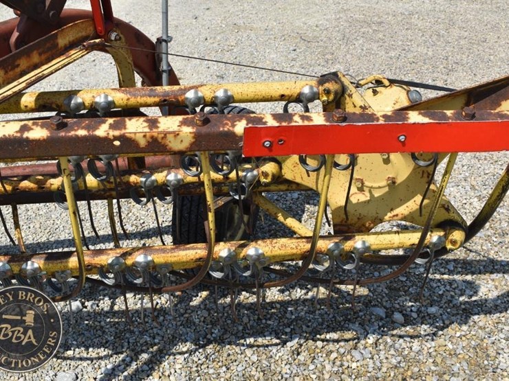 new-holland-258-image-10