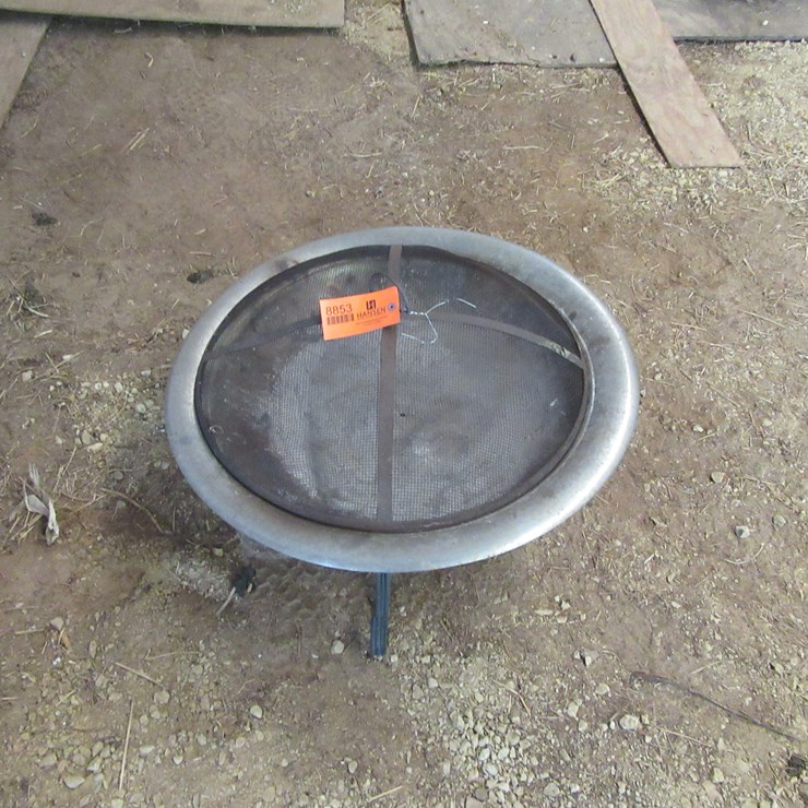 #8853 • Outdoor Fire Pit