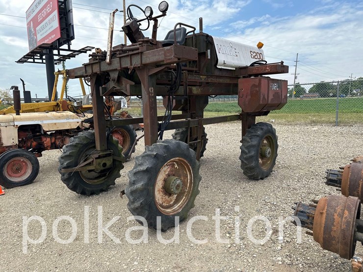 11255---hagie-8200-sprayer---incomplete---non-running-image-3
