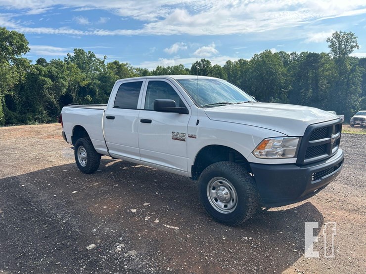 2016-ram-2500-hd-image-2