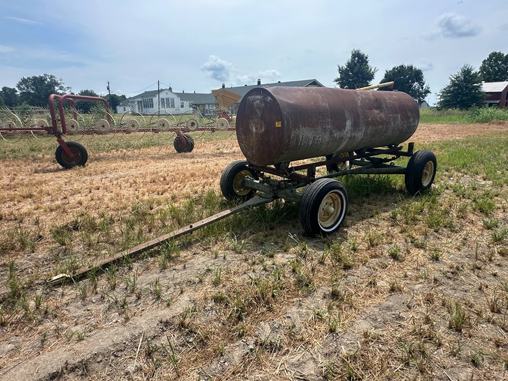 #26605-•-~550-gallon-tank-w/-trailer-image-1