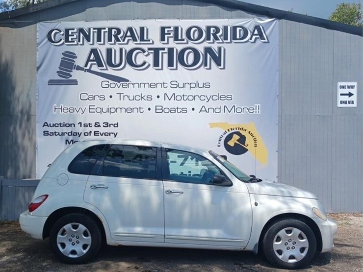 2009-chrysler-pt-cruiser-runs/moves-base-image-1