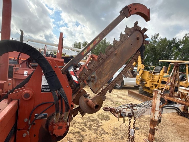 2002-ditch-witch-5700-image-13