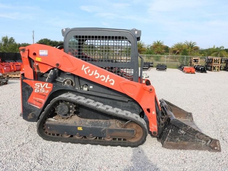 kubota-svl65-2-image-5