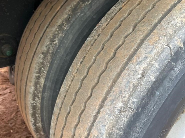 2014-utility-3000r-image-22