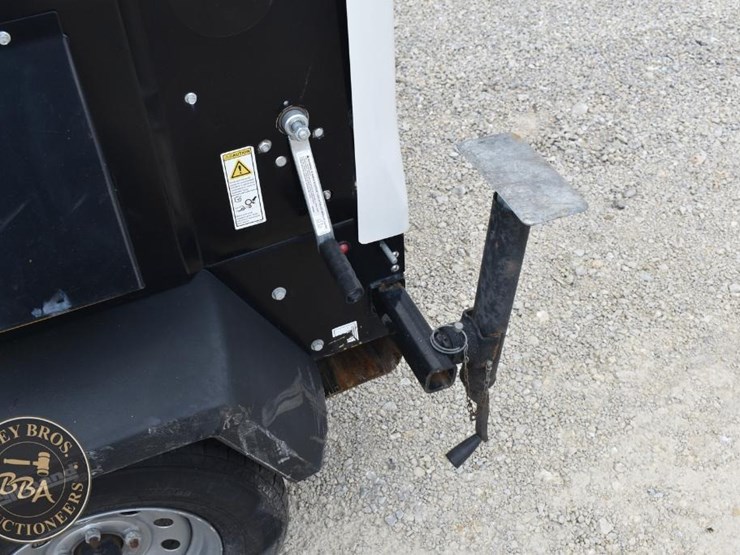 2019-allmand-bros-night-lite-v-series-image-15