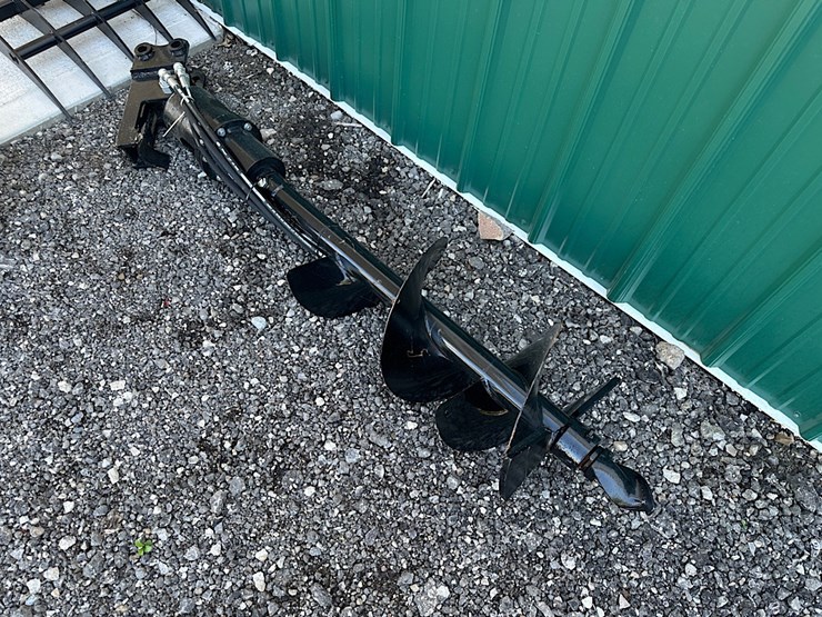 mini-excavator-post-hole-auger-attachment-image-1