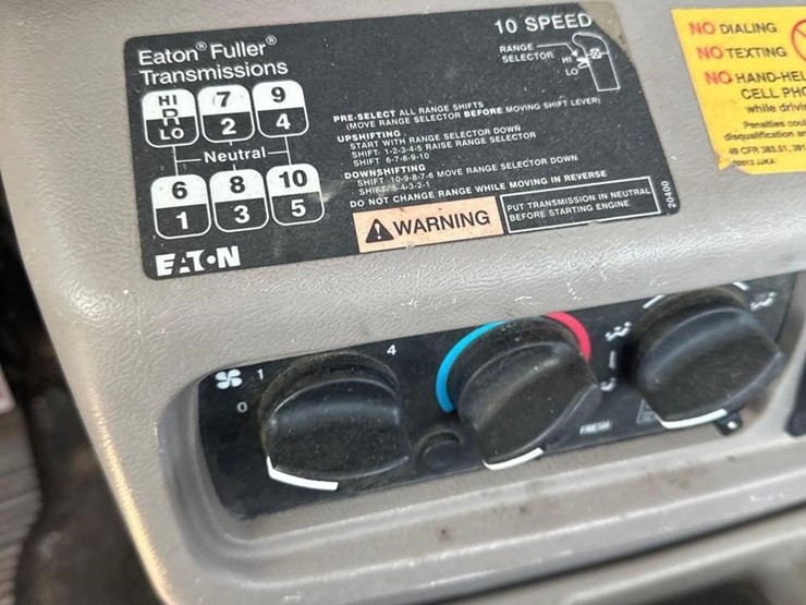 2005-mack-chn613-image-22