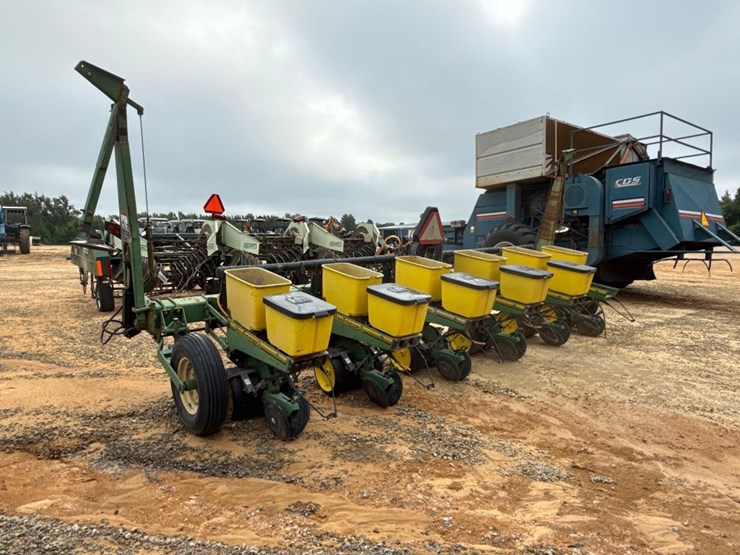 john-deere-6-image-3