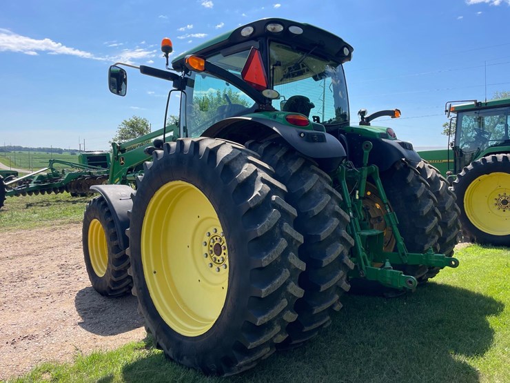 2014-john-deere-6210r-image-5