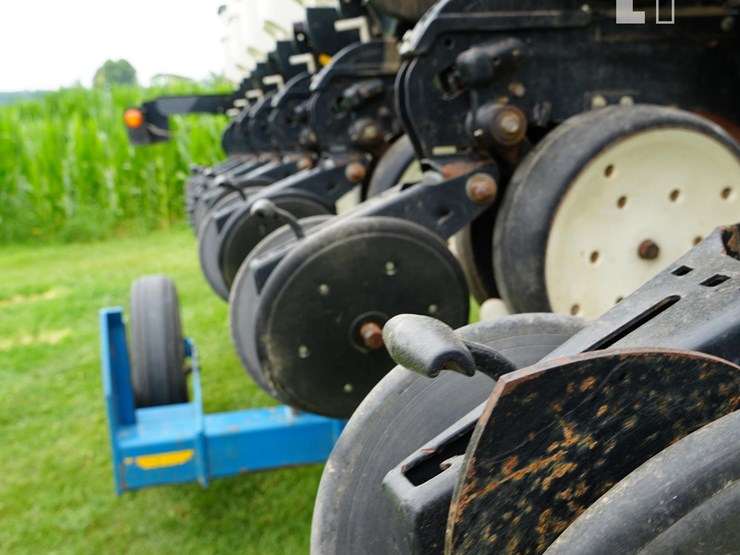 kinze-3500-image-17