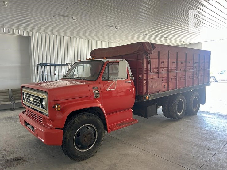 1976-chevrolet-c60-image-1