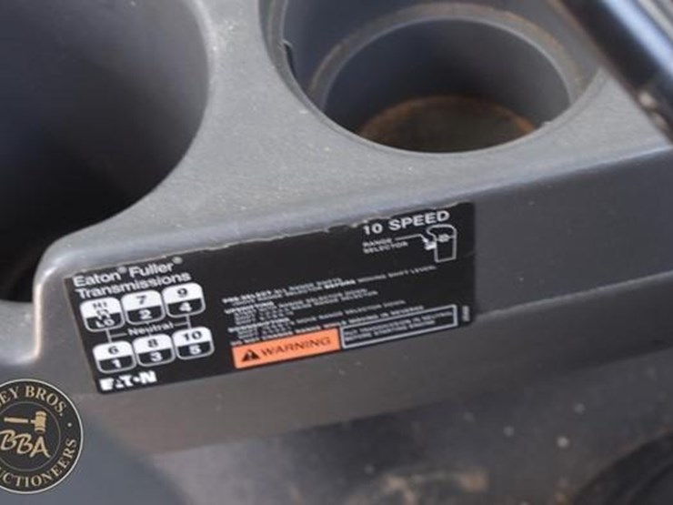 2014-international-prostar-image-51