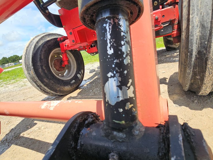 2004-mccormick-cx105-image-84
