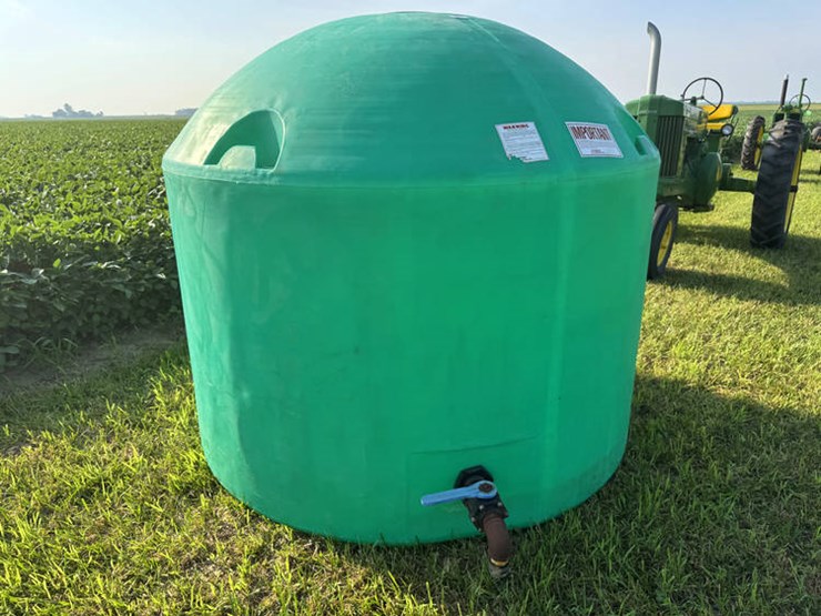 #1418-•-1600-gal-poly-water-tank-image-1