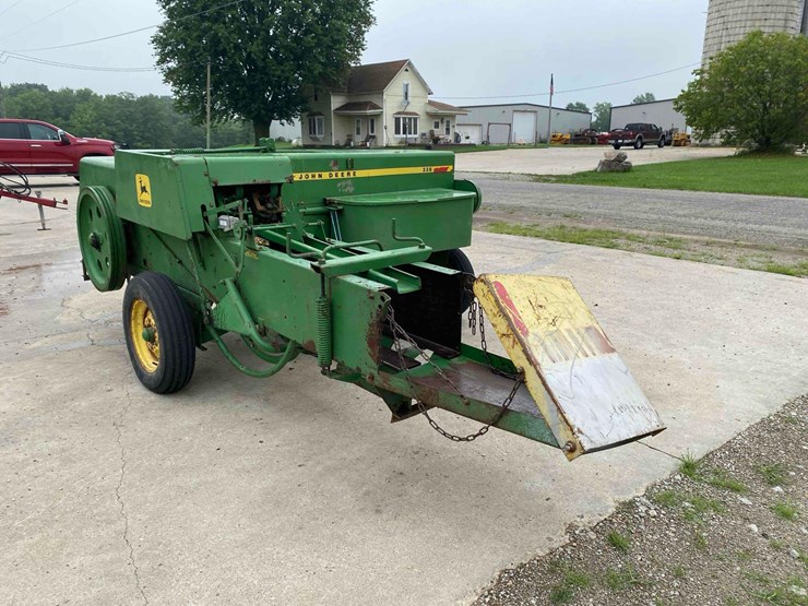 john-deere-336-baler-image-4