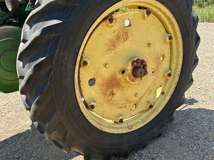 john-deere-630-image-6