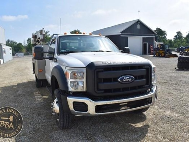 2013-ford-f550-image-76