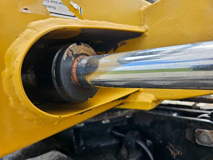 caterpillar-301.7-image-75