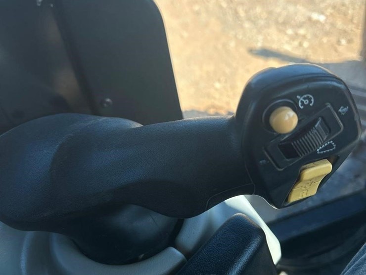 2018-caterpillar-d6n-xl-image-51