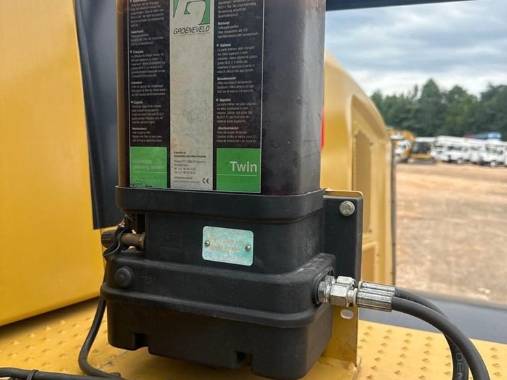2021-caterpillar-980m-image-30