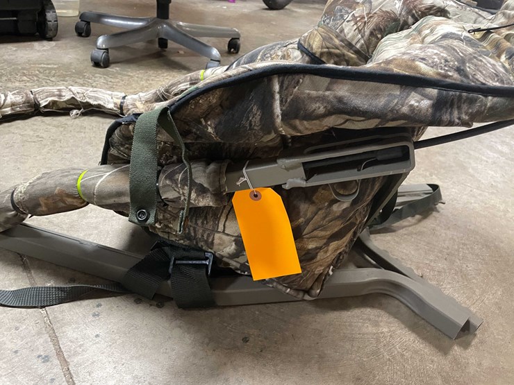 #4427-•-summit-tree-stand-image-8