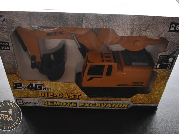 future-toy-remote-control-excavator-36507-image-1