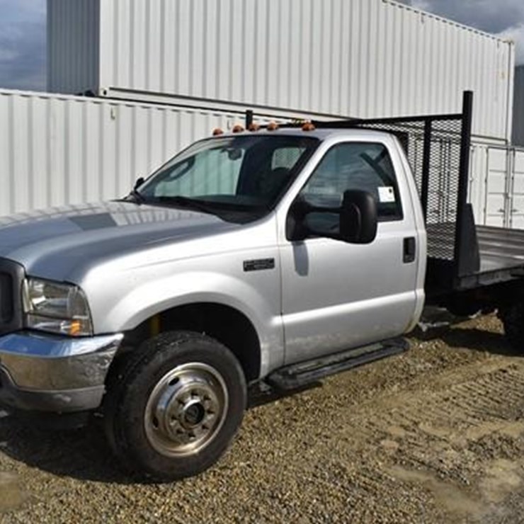 2003 FORD F550