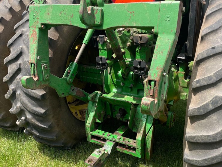 john-deere-4755-image-11