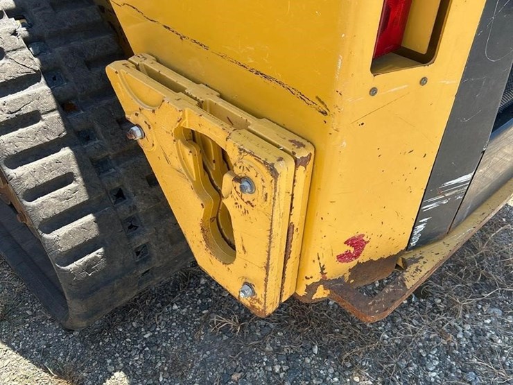 2015-caterpillar-279d-image-8