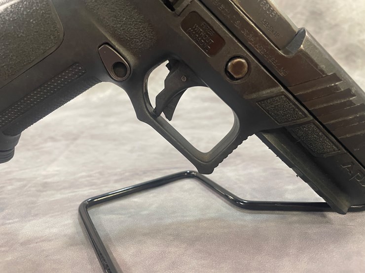 #4362-•-beretta-apx-a1-full-size-9mm-luger-semi-auto-pistol,-sn:-a216838x-image-8