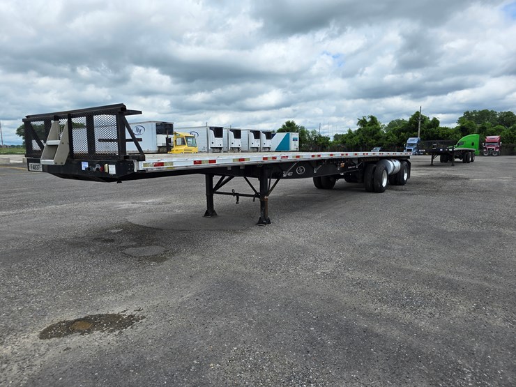 2015-great-dane-48'-x-102"-image-3