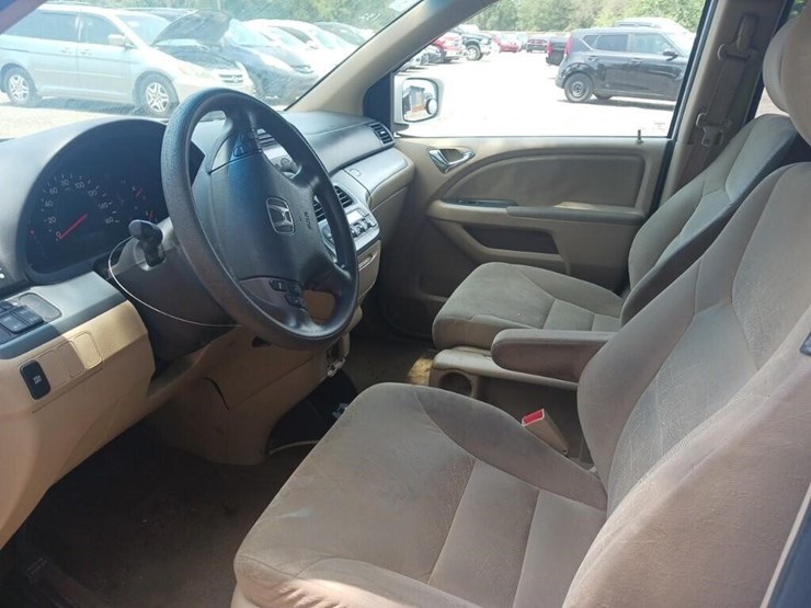 2008-honda-odyssey-image-5