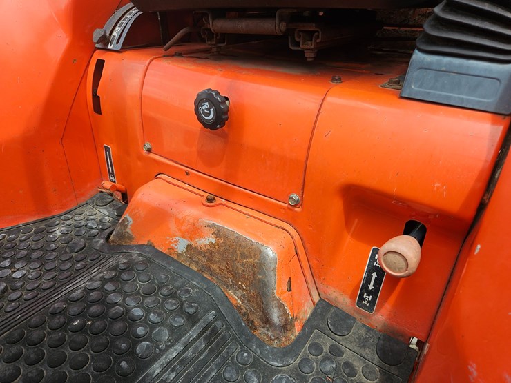 kubota-l4200-image-34