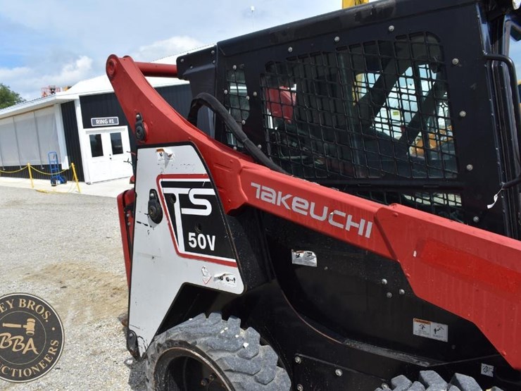 2017-takeuchi-ts50v-image-31