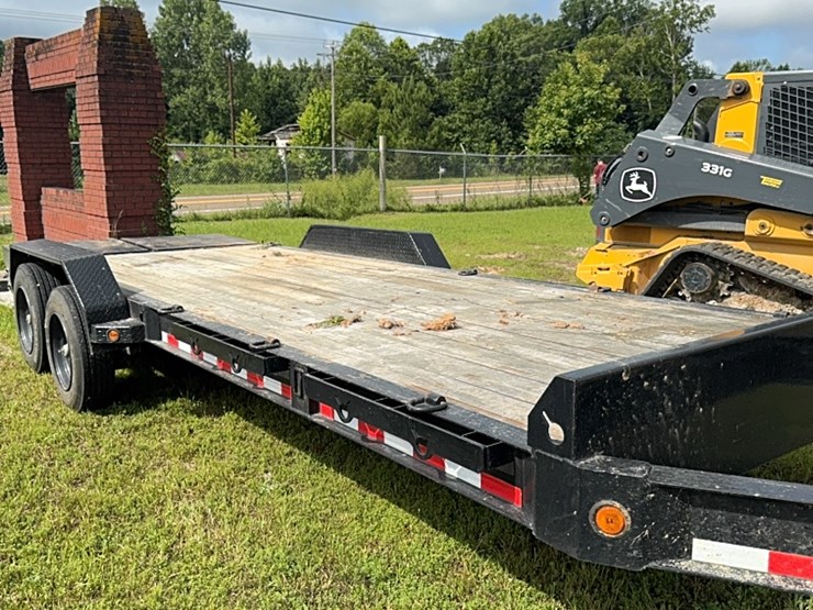2023-load-trail-trailer-image-2