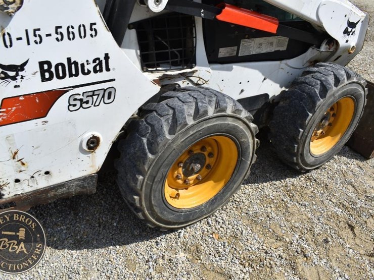 2017-bobcat-s570-image-30
