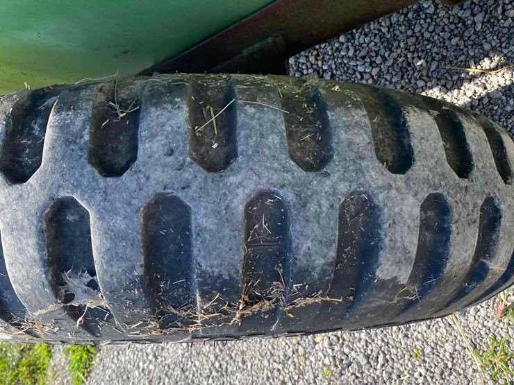john-deere-450-image-39