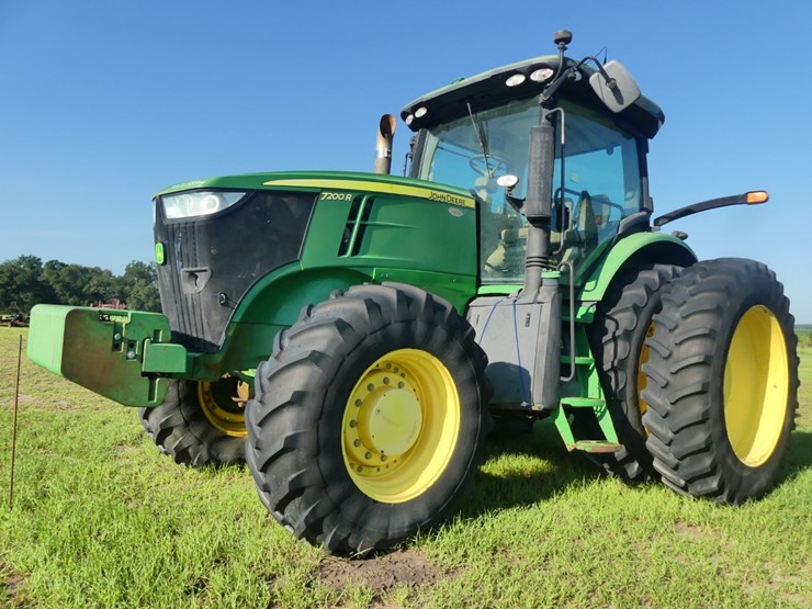 2013-john-deere-7200r-image-2