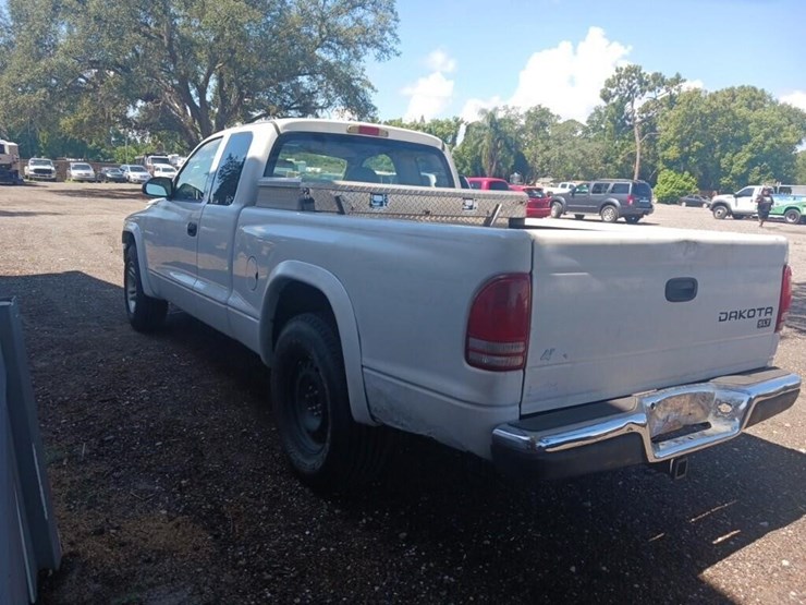 2004-dodge-dakota-image-7