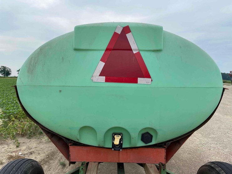 1000-gallon-poly-tank-w/-metal-cradle-image-8