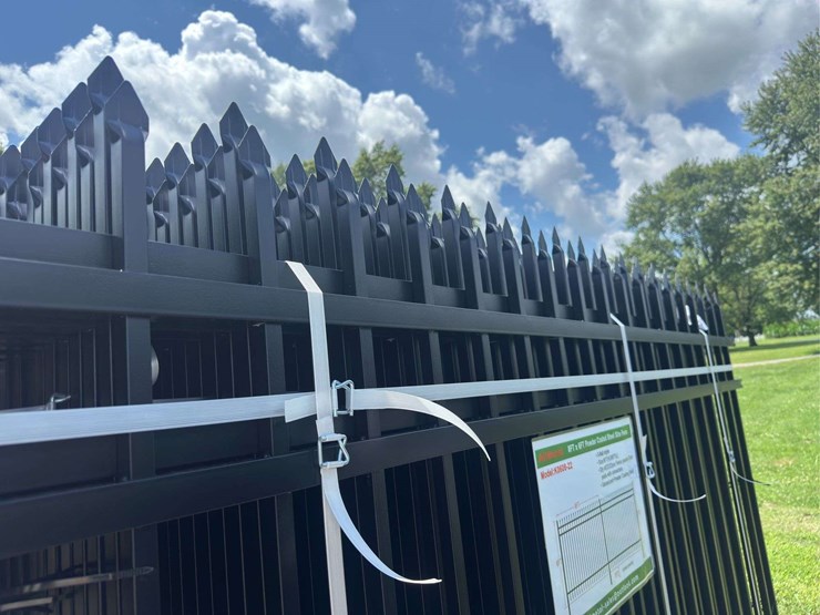 powder-coated-steel-site-fence-8-x-6-ft-image-3