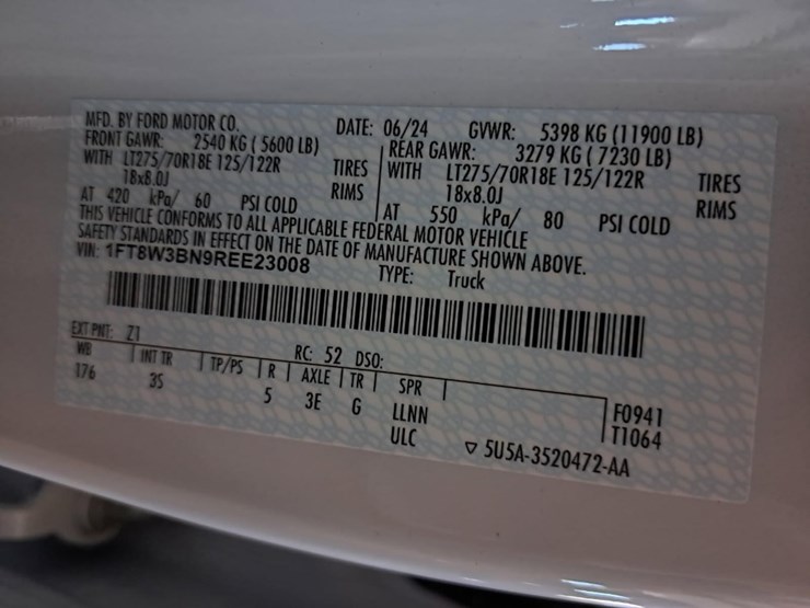 2024-ford-f350-image-38