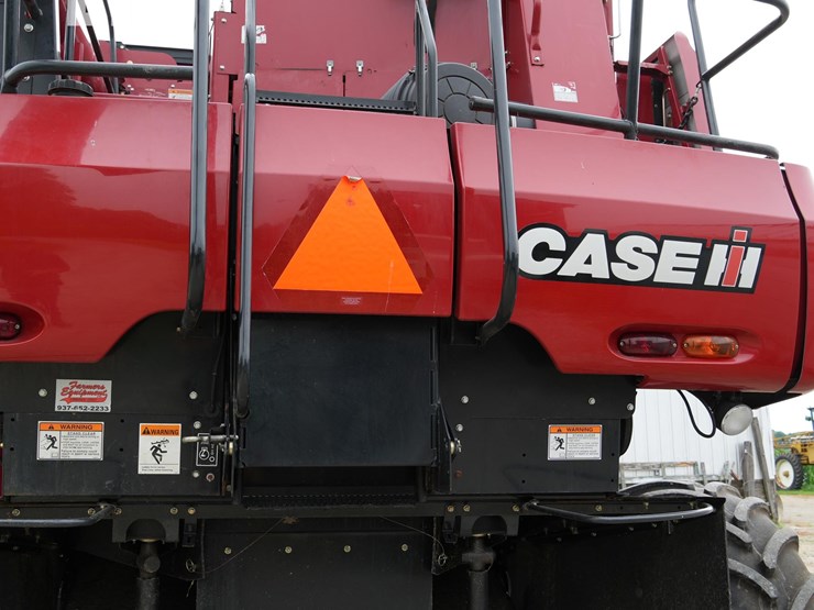 2012-case-ih-5088-image-12