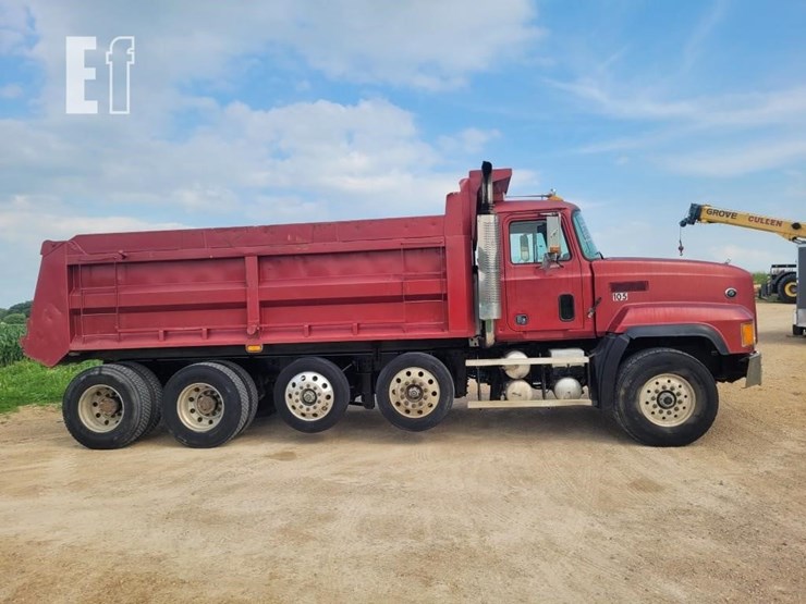 1999-mack-cl713-image-6