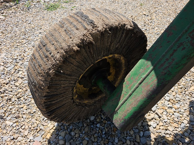 john-deere-1518-image-30