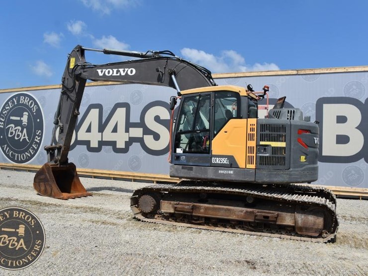 2018-volvo-ecr235el-image-11