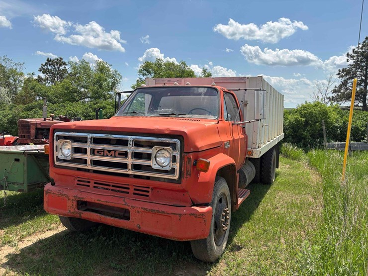 1975-gmc-6000-image-1