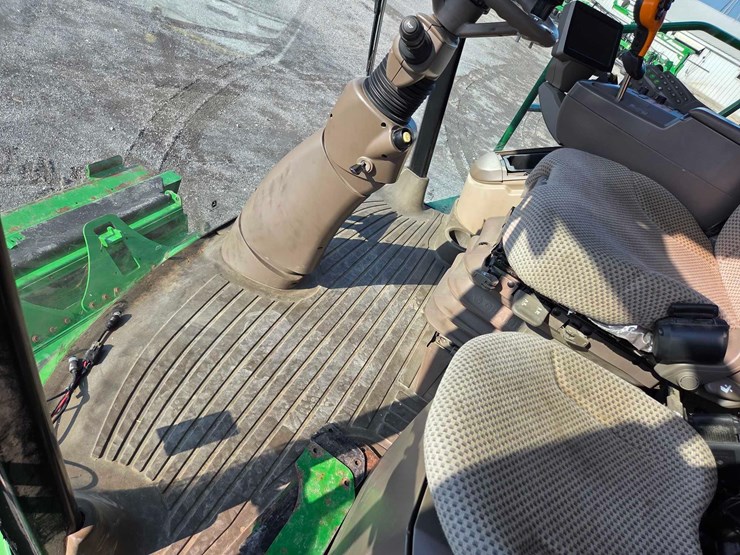 2015-john-deere-s680-image-66